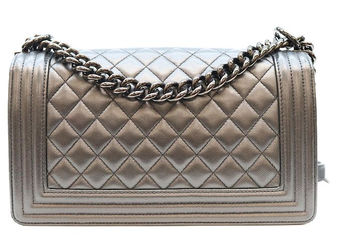 Borsa Chanel Boy in pelle caviar nera Nero - vista 3