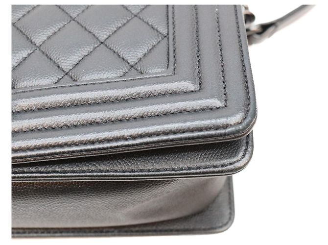 Borsa Chanel Boy in pelle caviar nera Nero - vista 8