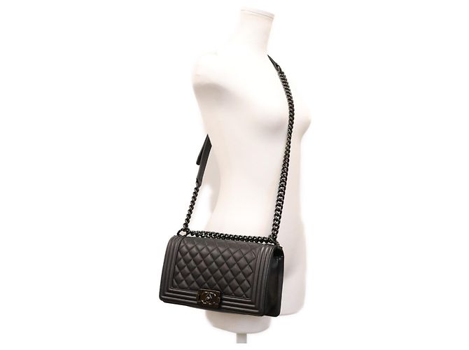 CHANEL A67086 Borsa a tracolla Boy Chanel 25 Medium in pelle caviar nera Nero - vista 15