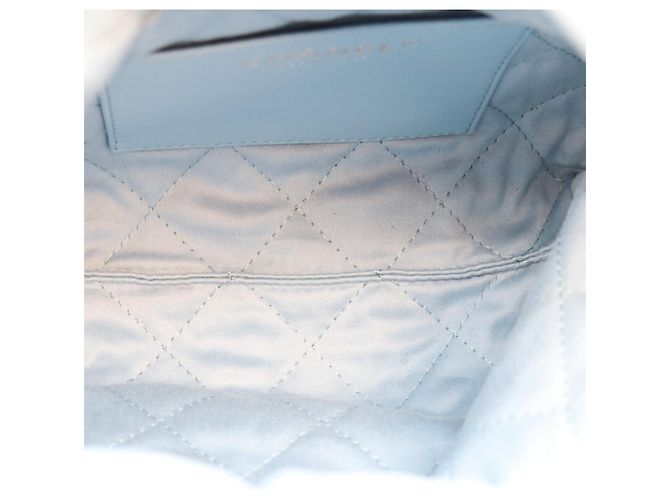 Borsa a tracolla Chanel 22 Mini con catena Blu - vista 11
