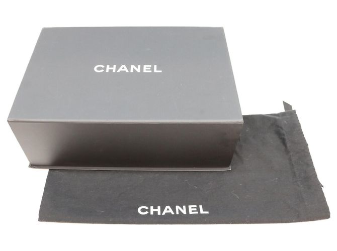 Borsa a tracolla Chanel 22 Mini con catena Blu - vista 12