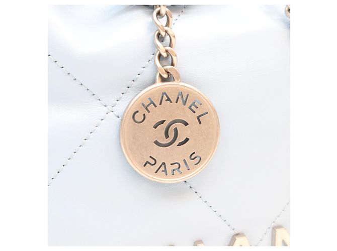 Borsa a tracolla Chanel 22 Mini con catena Blu - vista 7
