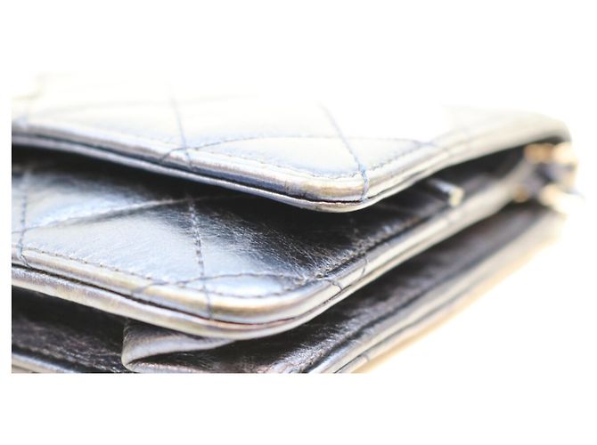 Bolsa de ombro carteira Chanel em couro de bezerro azul marinho metálico Preto - vista 9