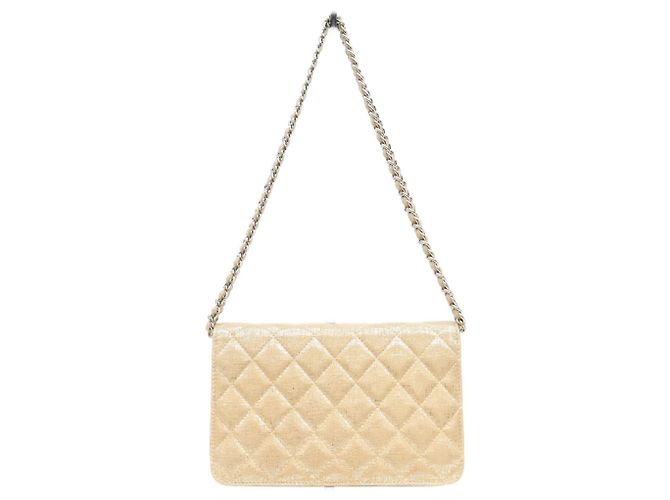 Borsa a tracolla portafoglio in pelle dorata Chanel D'oro - vista 3