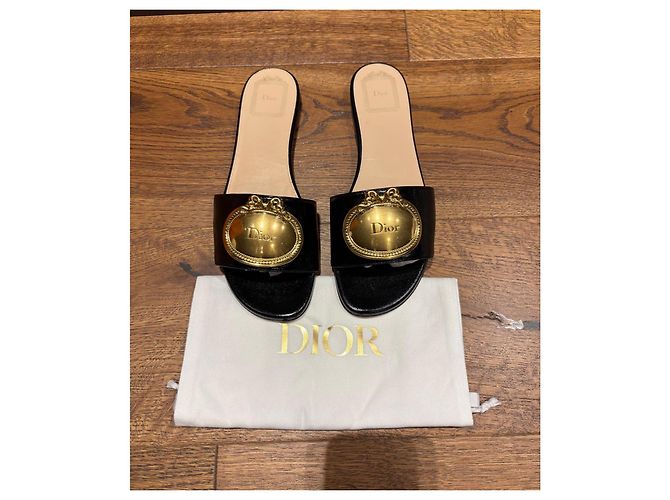 Dior Ciabatte in pelle nera con logo dorato Nero - vista 11