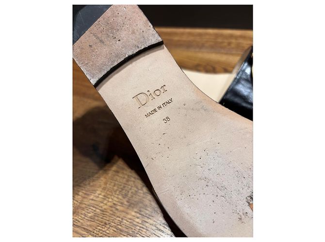 Dior Ciabatte in pelle nera con logo dorato Nero - vista 3