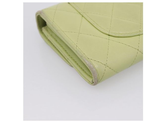 Portafoglio lungo CHANEL Matelasse in pelle d'agnello verde e oro CC Auth 197728 D'oro - vista 16