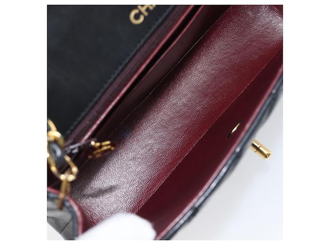 Borsa a tracolla CHANEL Chain Matelasse in pelle d'agnello nera e oro CC Auth yk20836SAM Nero D'oro - vista 10