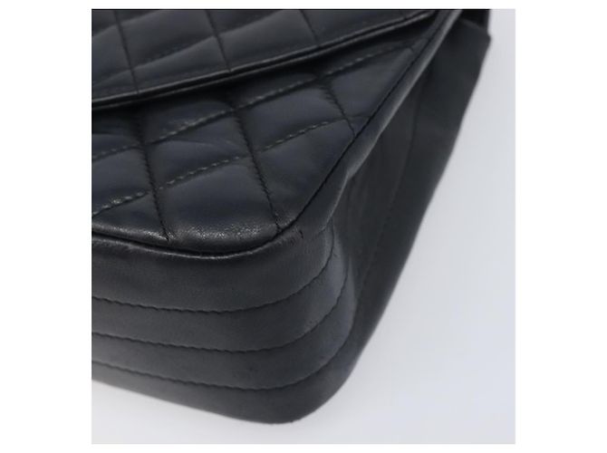 Borsa a tracolla CHANEL Chain Matelasse in pelle d'agnello nera e oro CC Auth yk20836SAM Nero D'oro - vista 15