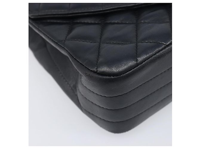 Borsa a tracolla CHANEL Chain Matelasse in pelle d'agnello nera e oro CC Auth yk20836SAM Nero D'oro - vista 16