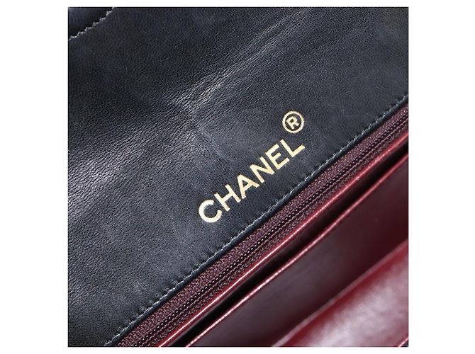 Borsa a tracolla CHANEL Chain Matelasse in pelle d'agnello nera e oro CC Auth yk20836SAM Nero D'oro - vista 21