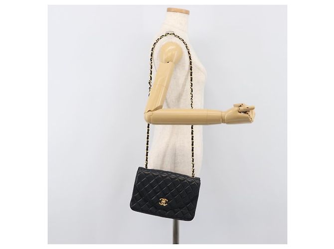 Borsa a tracolla CHANEL Chain Matelasse in pelle d'agnello nera e oro CC Auth yk20836SAM Nero D'oro - vista 27