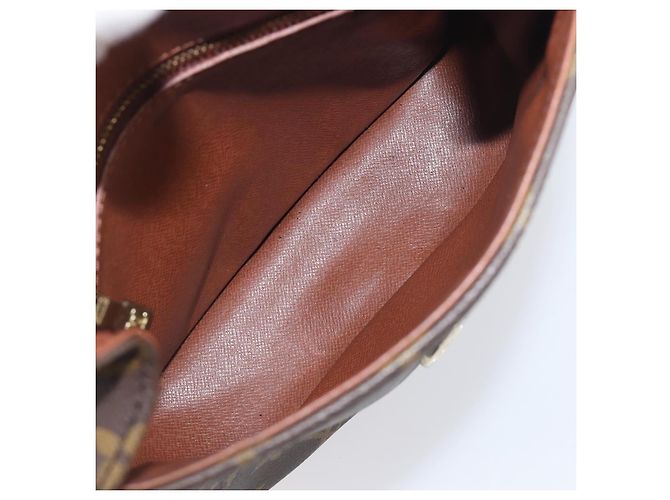 LOUIS VUITTON Monogram Saint Cloud MM Shoulder Bag M51243 LV Auth 198907 Monogramma - vista 10