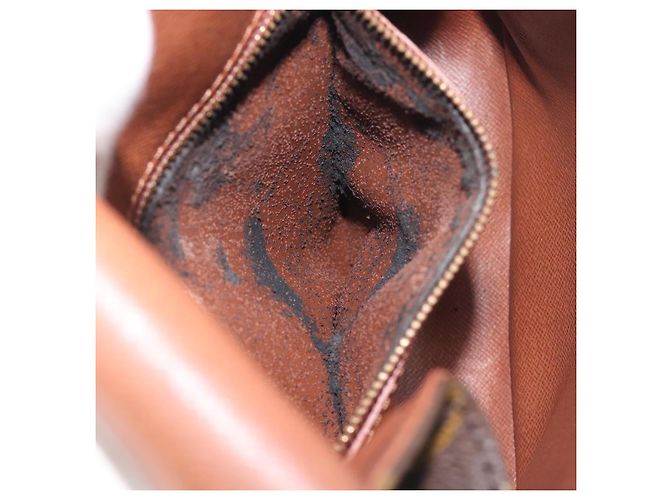 LOUIS VUITTON Monogram Saint Cloud MM Shoulder Bag M51243 LV Auth 198907 Monogramma - vista 11