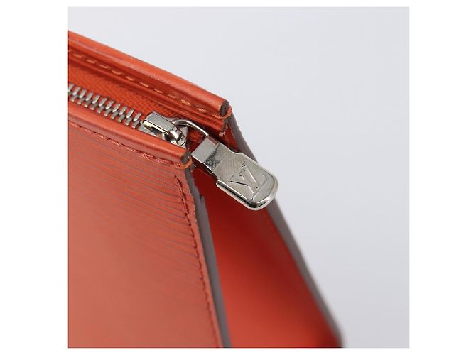 Borsa a pochette LOUIS VUITTON Epi Posh Toilette 19 Orange Pimon LV Auth 199014A Arancione - vista 10