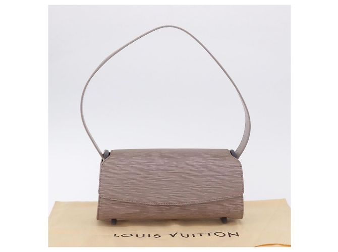 Borsa a tracolla LOUIS VUITTON Epi Nocturne Lilla M5217B LV Auth 197748V Porpora - vista 12
