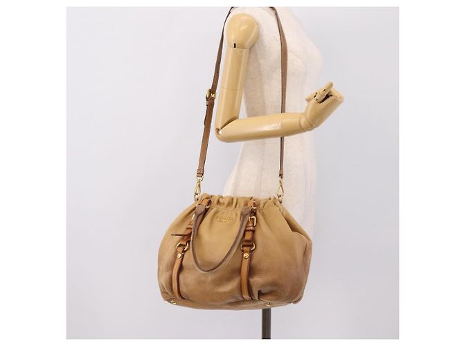Borsa a mano PRADA in pelle 2way Beige Oro Auth 199056 D'oro - vista 23