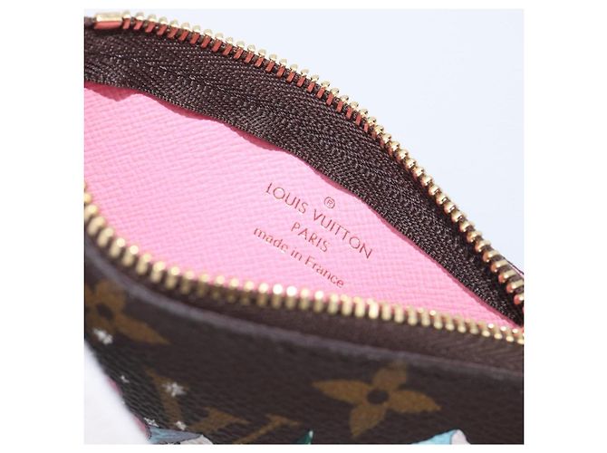 LOUIS VUITTON Monogram Vivienne Ice Skating Pochette Cles M82620 LV Auth 200665M Monograma - vista 17