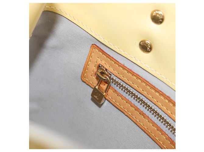 LOUIS VUITTON Monogram Vernis Reade PM Hand Bag Gris M91145 LV Auth 198934 Grigio - vista 23