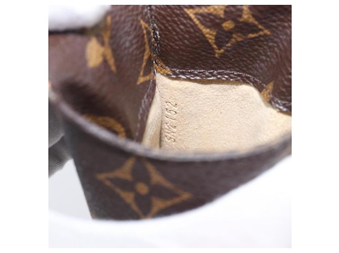 LOUIS VUITTON Monogram Etui Lunettes PM Estuche para Gafas M66545 LV Auth 200169 Monograma - vista 12