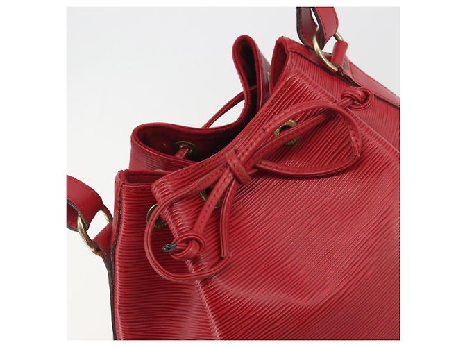 Borsa a tracolla LOUIS VUITTON Epi Petit Noe Rossa M44107 LV Auth 196245 Rosso - vista 10