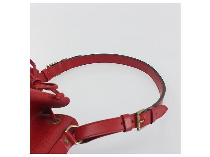 Borsa a tracolla LOUIS VUITTON Epi Petit Noe Rossa M44107 LV Auth 196245 Rosso - vista 8