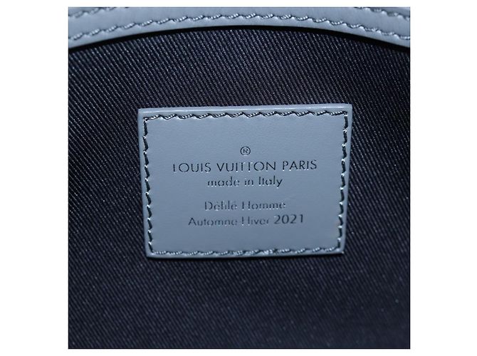 Borsa LOUIS VUITTON Monogram Felt Keepall Bandouliere 50 Gray M58742 Auth 200663M Marrone - vista 19