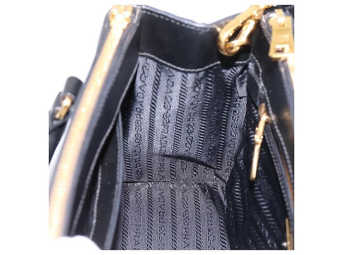 Borsa a Mano PRADA Saffiano 2way Nero Tono Oro Auth 199176M - vista 22