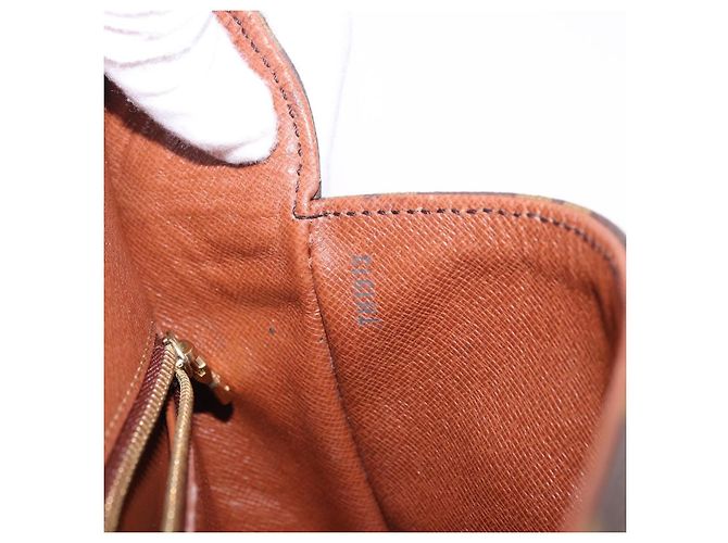LOUIS VUITTON Monogram Saint Cloud GM Shoulder Bag M51242 LV Auth ka5930A Monogramma - vista 12