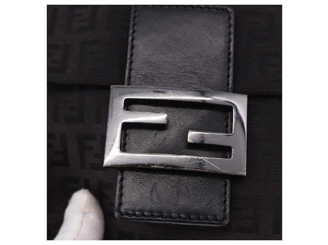 Borsa a tracolla FENDI Zucchino Canvas Nero Argento Auth 197666 - vista 17