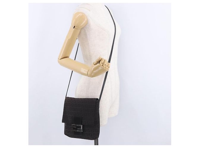 Borsa a tracolla FENDI Zucchino Canvas Nero Argento Auth 197666 - vista 23