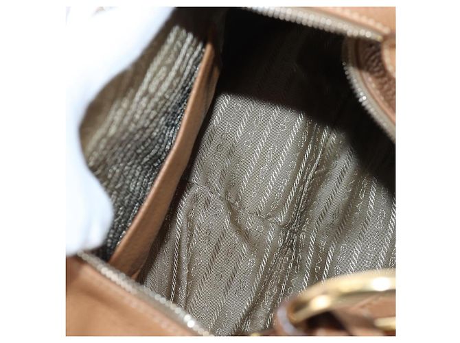 Borsa a tracolla PRADA in pelle marrone e oro Auth yk20795V D'oro - vista 10
