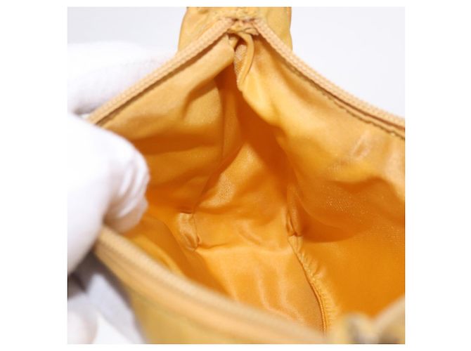 Pochette a mano PRADA Nylon Giallo Argento Auth 197846 - vista 21