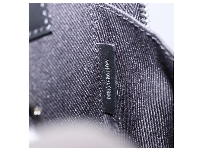 LOUIS VUITTON Monogram Rucksack
Trunk Charm Silver Black M01392 LV Auth 199063M Schwarz Silber - Ansicht 11