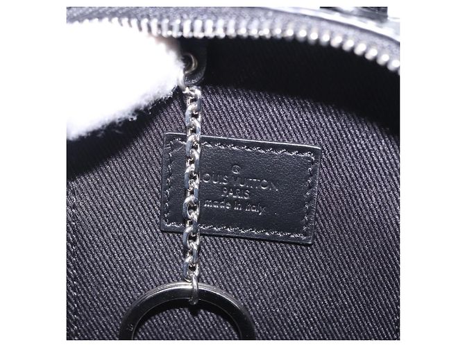 LOUIS VUITTON Monogram Rucksack
Trunk Charm Silver Black M01392 LV Auth 199063M Schwarz Silber - Ansicht 22