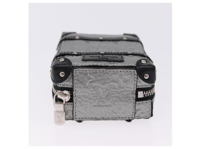 LOUIS VUITTON Monogram Rucksack
Trunk Charm Silver Black M01392 LV Auth 199063M Schwarz Silber - Ansicht 5