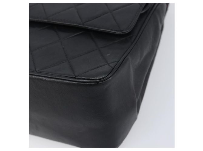 Borsa a mano CHANEL Matelasse con catena in pelle d'agnello nera e oro CC Auth yk20843V Nero D'oro - vista 10