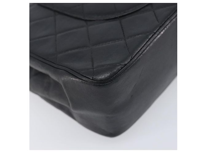 Borsa a mano CHANEL Matelasse con catena in pelle d'agnello nera e oro CC Auth yk20843V Nero D'oro - vista 16