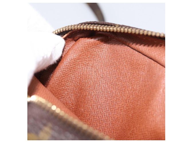 LOUIS VUITTON Monogram Danube GM Shoulder Bag M45262 LV Auth ka5861 Monogramma - vista 12