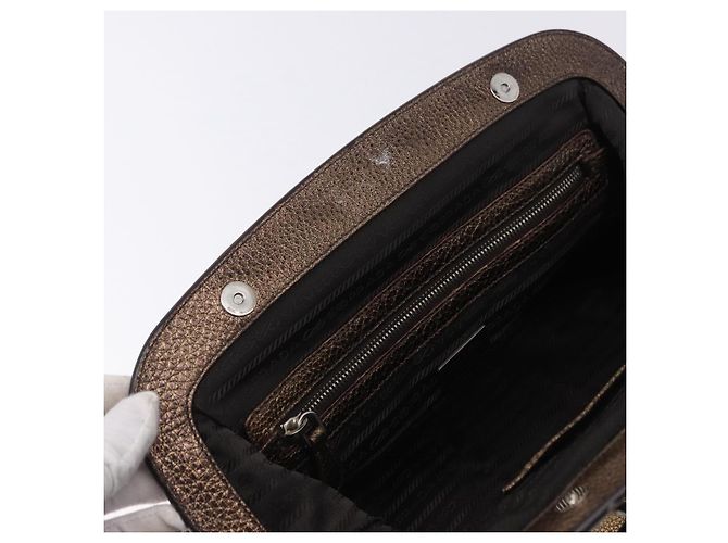 Borsa a mano PRADA in pelle tono oro Auth yk20860V - vista 21