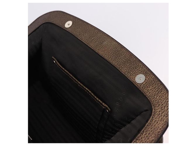 Borsa a mano PRADA in pelle tono oro Auth yk20860V - vista 22