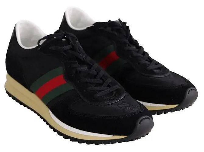 Sneakers Gucci in tessuto nero - vista 3