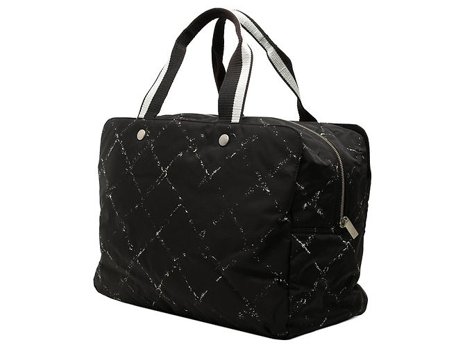 Borsa a mano Chanel Old Travel Line in nylon nero - vista 2