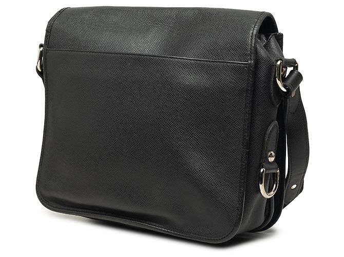 Borsa a tracolla Louis Vuitton Taiga Andrei Nera Nero - vista 2