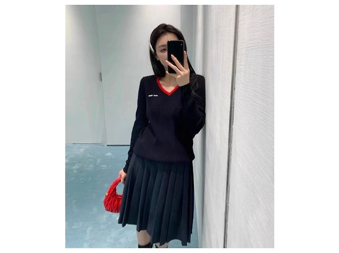Miu Miu Strickpullover aus Wolle Navy Mehrfarben - Ansicht 6