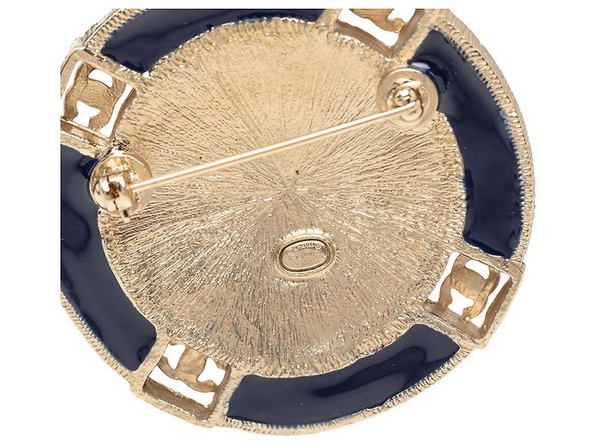 Spilla rotonda Chanel CC placcata oro in resina e perle sintetiche D'oro - vista 3