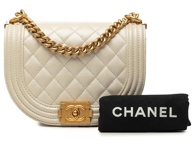 Borsa Messenger Boy Small Quilted Caviar Chanel Bianca Bianco - vista 8