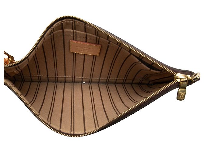 Pouch Louis Vuitton Monogram Neverfull MM Marrone - vue 4