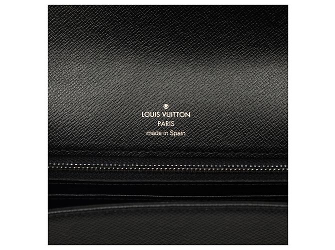 Borsa a pochette Louis Vuitton Taiga Selenga Nera Nero - vista 5