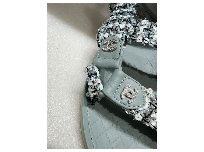Sandali Chanel in Tweed Verde con Fibbia con Strass - vista 3